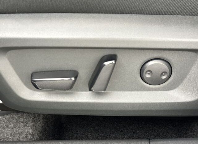 
 Nissan Rogue full									