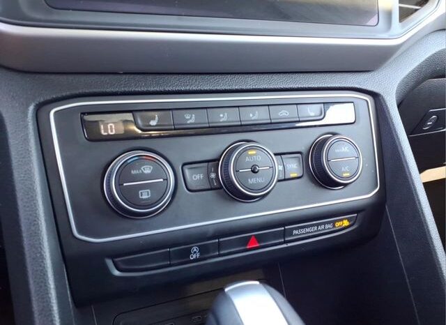 
 Volkswagen Atlas Cross Sport full									