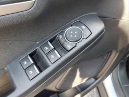 
 Ford Escape full									
