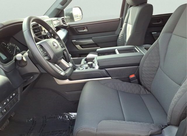 
 Toyota Tundra full									