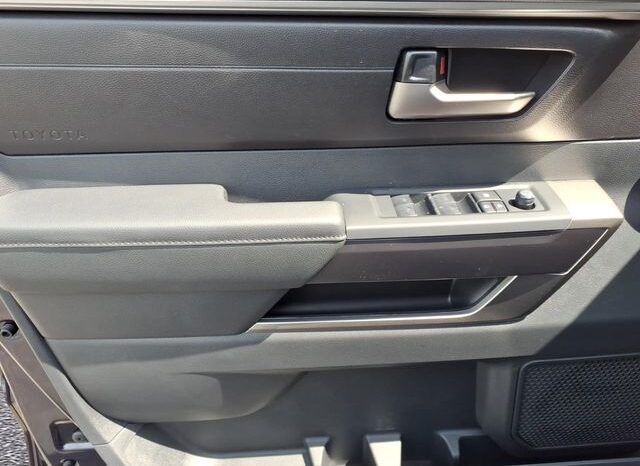 
 Toyota Tundra full									