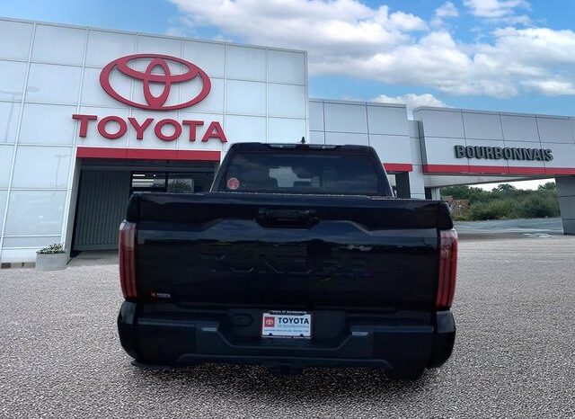 
 Toyota Tundra full									