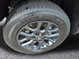 Toyota Tundra full