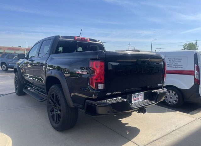 
 Chevrolet Colorado full									