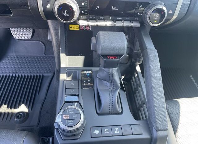 
 Toyota Tacoma Hybrid full									