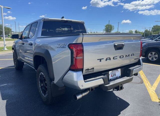 
 Toyota Tacoma Hybrid full									