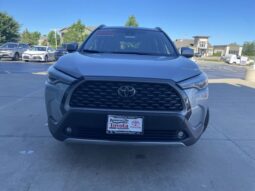 Toyota Corolla Cross full