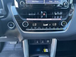 Toyota Corolla Cross full