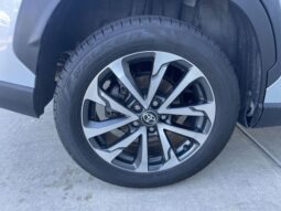 Toyota Corolla Cross full