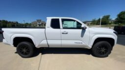 Toyota Tacoma full