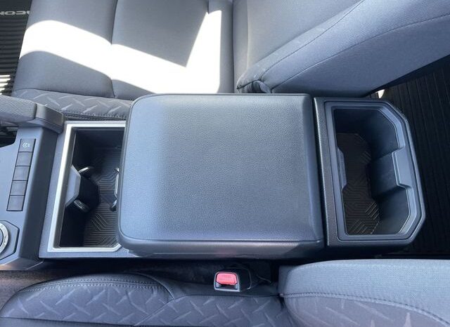 
 Toyota Tacoma full									