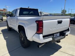Toyota Tacoma full