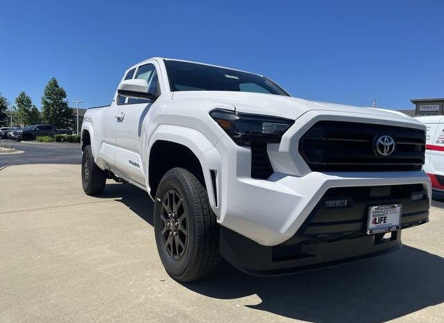 
 Toyota Tacoma full									