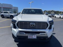 
 Toyota Tacoma full									