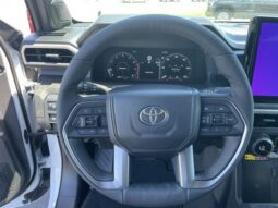 
 Toyota Tacoma full									
