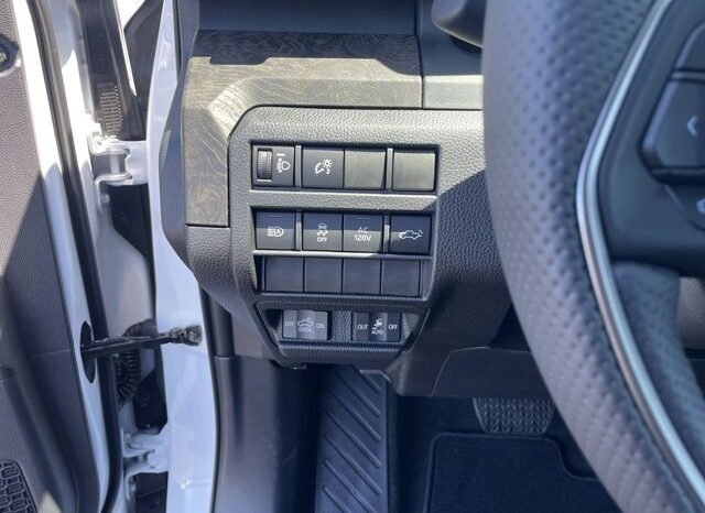 
 Toyota Tacoma full									