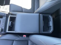 
 Toyota Tacoma full									