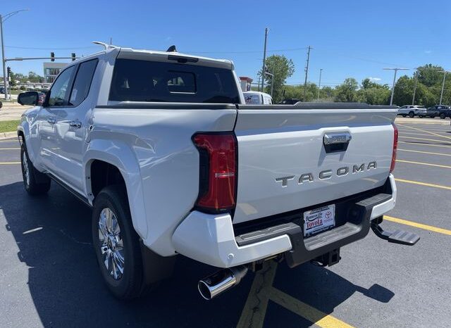 
 Toyota Tacoma full									