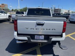 
 Toyota Tacoma full									