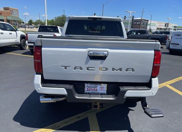 
 Toyota Tacoma full									