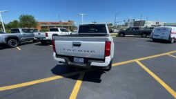 
 Toyota Tacoma full									