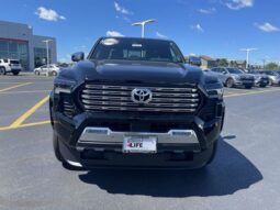 
 Toyota Tacoma full									