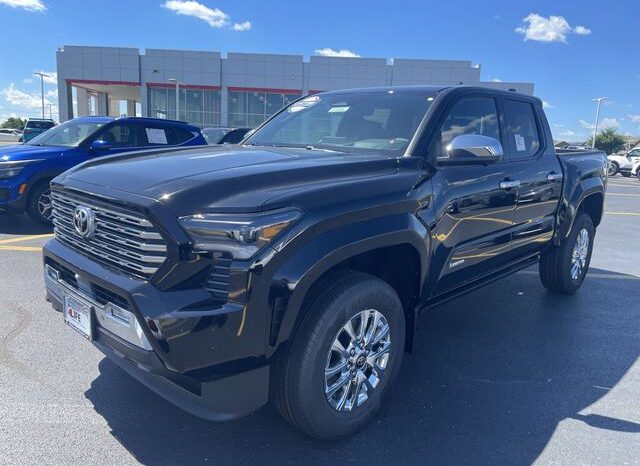 
 Toyota Tacoma full									