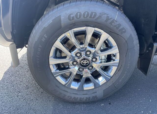 
 Toyota Tacoma full									