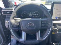 
 Toyota Tacoma full									