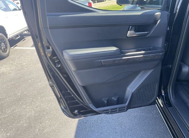
 Toyota Tacoma full									