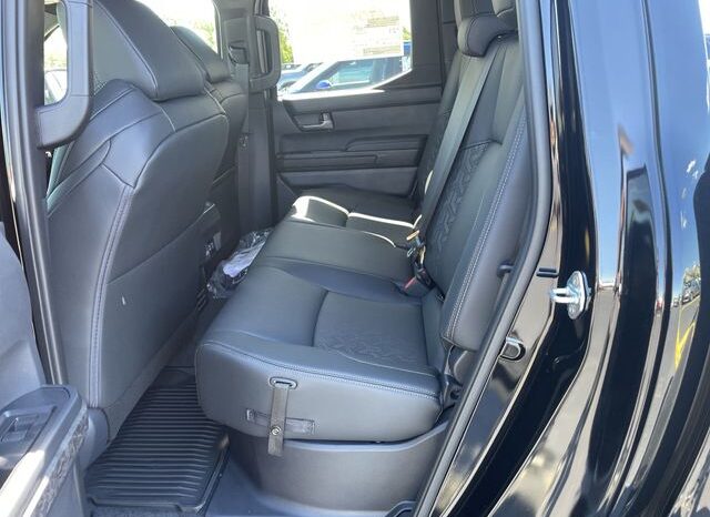 
 Toyota Tacoma full									