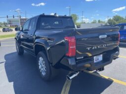 
 Toyota Tacoma full									