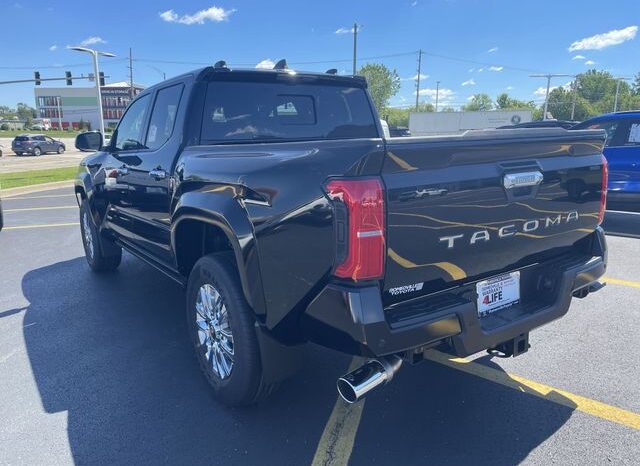 
 Toyota Tacoma full									