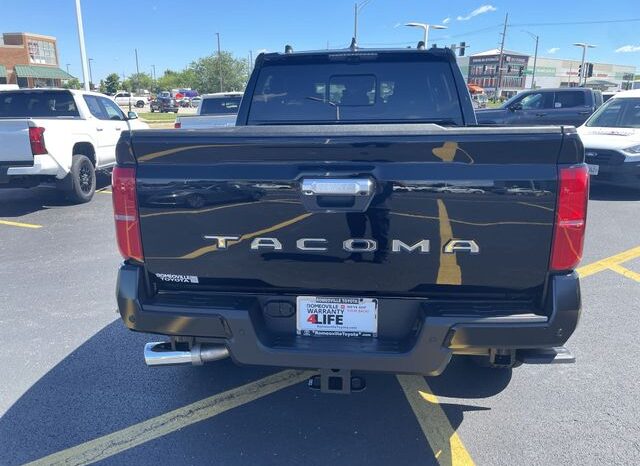 
 Toyota Tacoma full									