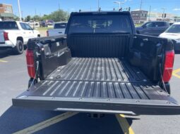 
 Toyota Tacoma full									