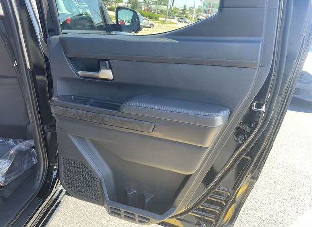 
 Toyota Tacoma full									