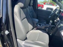 
 Toyota Tacoma full									