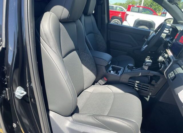 
 Toyota Tacoma full									