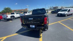 
 Toyota Tacoma full									