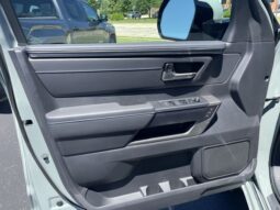 Toyota Tundra full