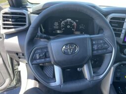 Toyota Tundra full