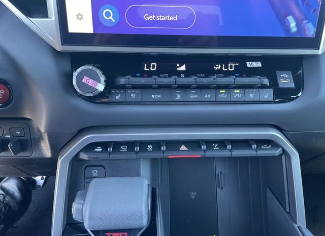 
 Toyota Tundra full									