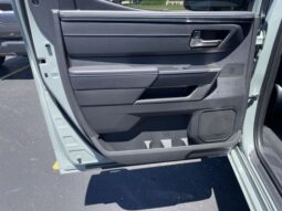 Toyota Tundra full