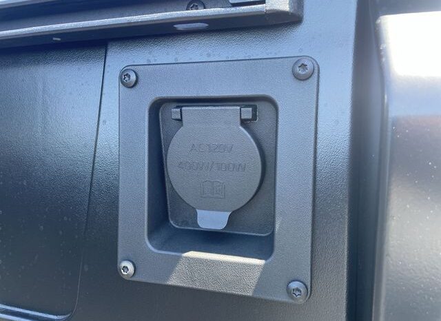 
 Toyota Tundra full									