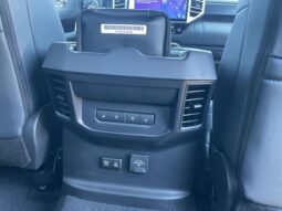 Toyota Tundra full