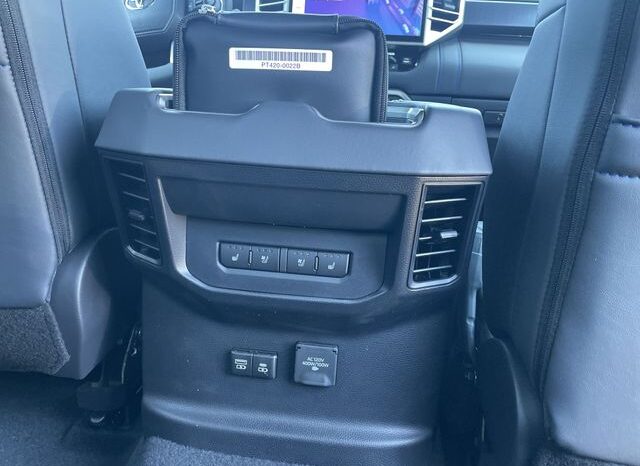 
 Toyota Tundra full									