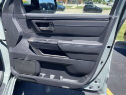 Toyota Tundra full