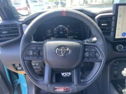 Toyota Sequoia full
