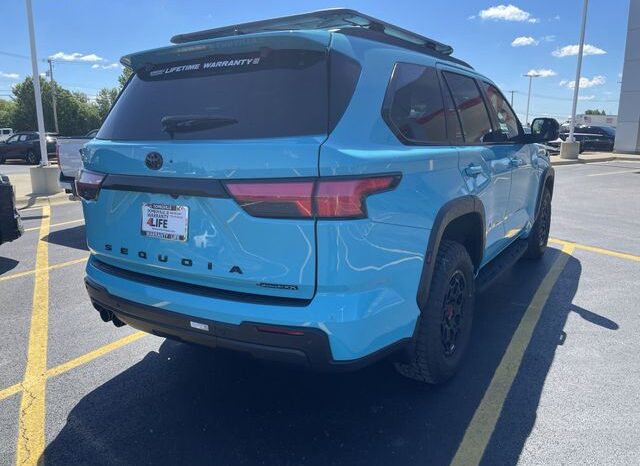 
 Toyota Sequoia full									