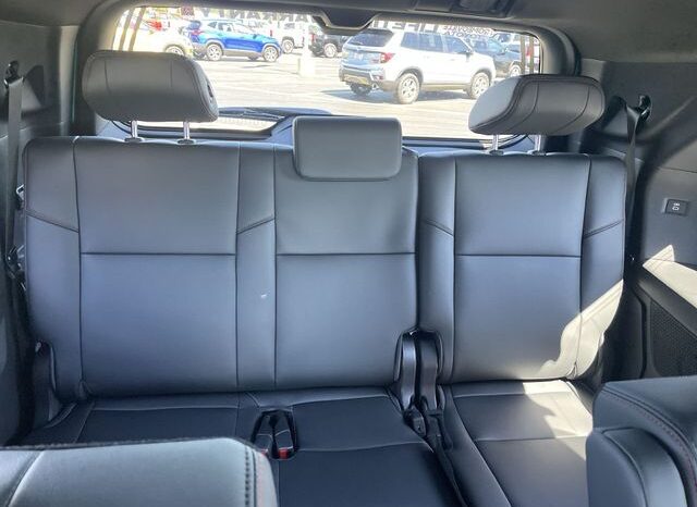 
 Toyota Sequoia full									